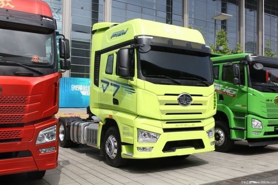 Boutique Tête de camion d'occasion FAW Jiefang J7 Poids lourd 560HP 4X2 Tracteur Camion de choix
