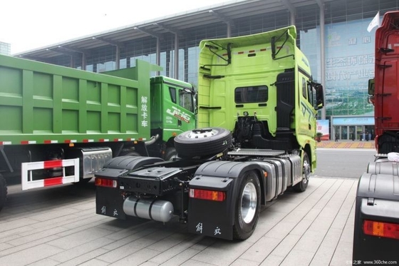 Boutique Tête de camion d'occasion FAW Jiefang J7 Poids lourd 560HP 4X2 Tracteur Camion de choix