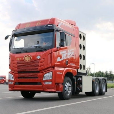 Transmission manuelle Boutique Qingdao Jiefang JH6 Poids lourd camion 430 HP 6X4 CNG tracteur camion