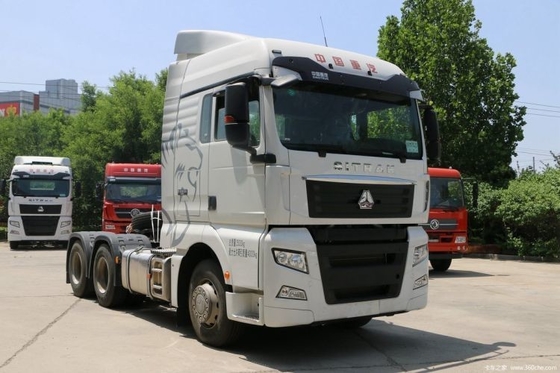 Conditionneur d'air automatique SinoTRUK SITRAK C7H 440HP 6X4 camion tracteur pour l'inventaire chaud