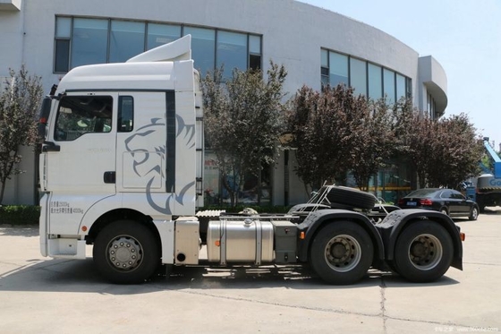 Conditionneur d'air automatique SinoTRUK SITRAK C7H 440HP 6X4 camion tracteur pour l'inventaire chaud
