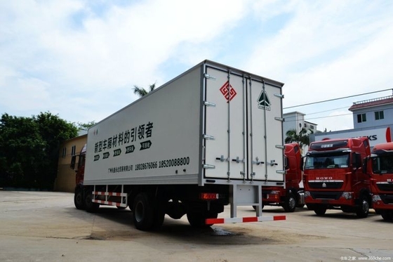 240 chevaux 6x2 9,5 mètres camionnette pour chaud d'occasion de National Heavy Truck HOWO T5G
