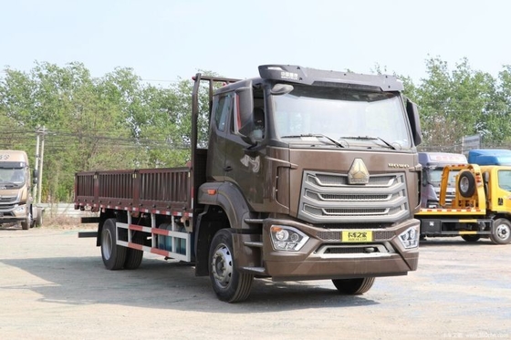 Camion lourd national Sinotruk HOWo NX 220HP 4X2 6,75m Camion à obstacles pour camionnettes