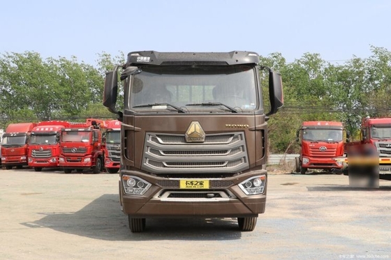 Camion lourd national Sinotruk HOWo NX 220HP 4X2 6,75m Camion à obstacles pour camionnettes