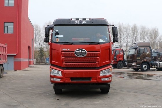 Une camionnette de décharge professionnelle FAW Jiefang J6P avec direction droite et 500 chevaux