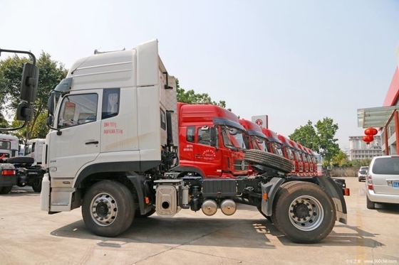 Camion lourd Dongfeng Tianlong340 HP Camions tracteurs 4*2 avec transmission manuelle