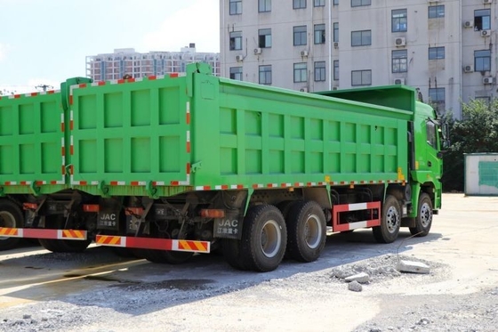 Xugong Hanfeng Hanfeng G5 350 chevaux 8X4 8m camionneur à décharge avec couple maximal Nm de 1500 à 2000Nm