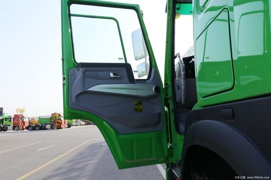 21-30T Capacité de chargement SINOTRUCK Utilisé 0 km HOWO Poids lourd 400 ch 6x4 5,6m Poids lourd