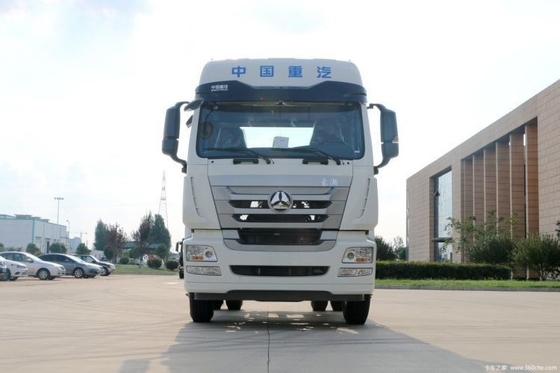 Tracteur de camions lourds de 340 chevaux 4x2 HOWO Hohan J5G pour conduite de type 4*2 et 6 pneus à une