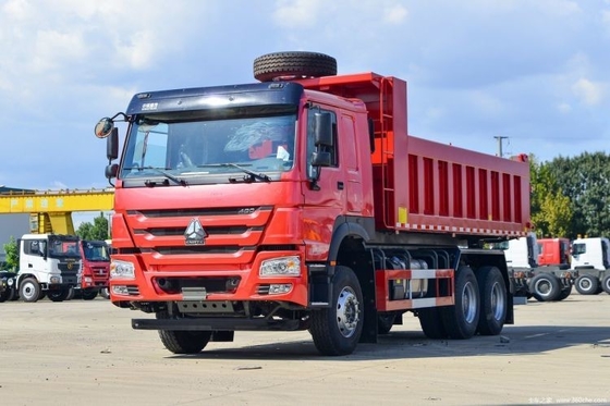 Des camions de décharge HOWO 6X4 abordables avec un design boutique et des pneus 12R22.5 18PR