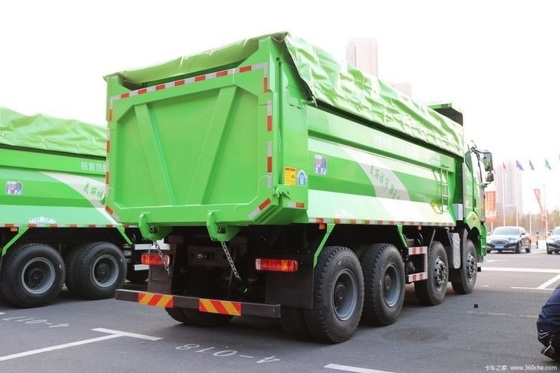 Carburant- 2020 Faw Jiefang J6P camions lourds 8X4 5,6m camions de décharge pour vos besoins commerciaux