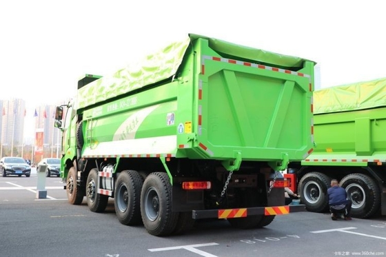 Carburant- 2020 Faw Jiefang J6P camions lourds 8X4 5,6m camions de décharge pour vos besoins commerciaux