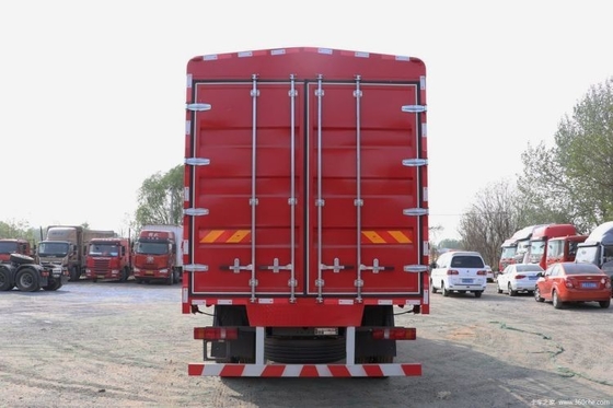 Sinotruk HOWo N5W carte moyenne 220hp 4X2 avec 6,75m grille de chargement de la clôture à un rabais