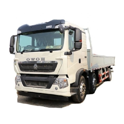 Camion à clôture à chaud de 6x2 7,8 m Sinotruk HOWO T5G Camion lourd de 270 chevaux avec dimension de réservoir de chargement