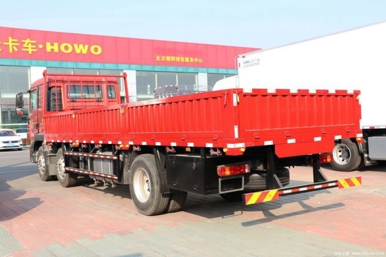 Sinotruk HOWO TX Camion lourd 310 CV 6X2 8,6 m Camion à obstacles avec demi- rangée de sièges