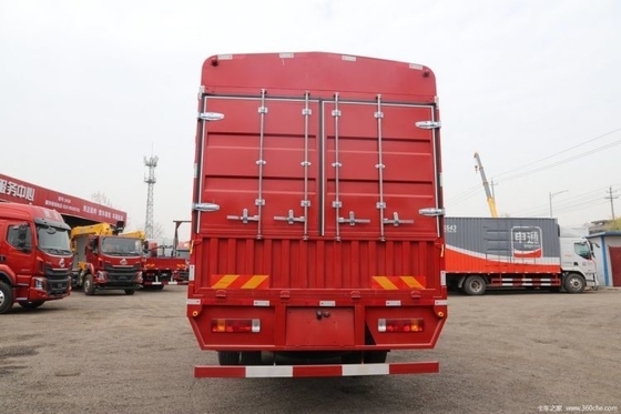 Dongfeng Liuqi Chenglong H5 260 chevaux 4X2 6.8m camion moyen avec 8 chiffre de virage vers l' avant