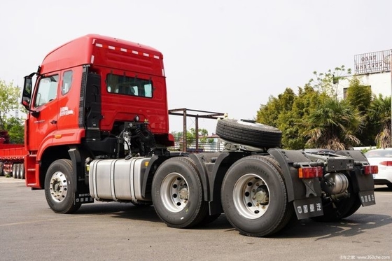 Tracteur d'occasion pour véhicules lourds HOWO NX 6X4 d'une capacité de réservoir de carburant ≥ 600 L et fenêtres automatiques