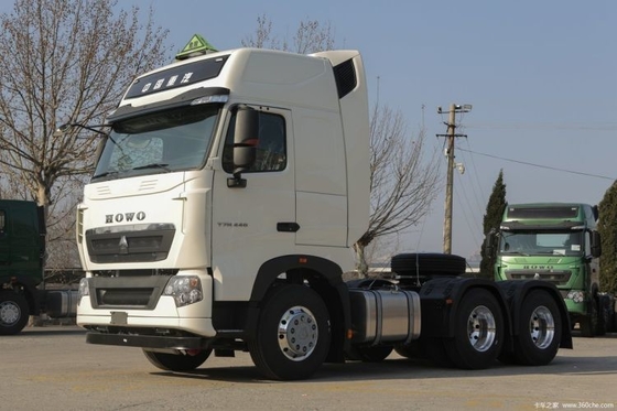 La boutique HOWO T7H camion lourd 540 HP 6X4 camion tracteur à un avec moteur Sinotruk