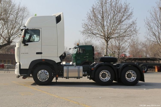 La boutique HOWO T7H camion lourd 540 HP 6X4 camion tracteur à un avec moteur Sinotruk