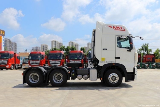 Ventilateur automatique HOWO T7H Camion lourd 540 ch 6x4 Camion tracteur pour une grande capacité à