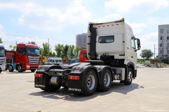 Ventilateur automatique HOWO T7H Camion lourd 540 ch 6x4 Camion tracteur pour une grande capacité à