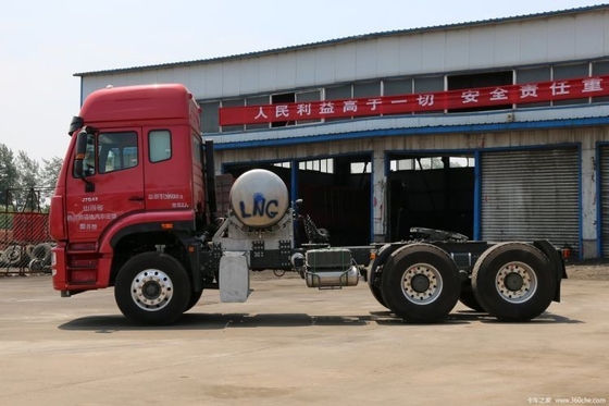 SinotruK HOWO CHG LNG Traction Truck avec 336-430 chevaux et vitesse maximale de 102 km/h Convient