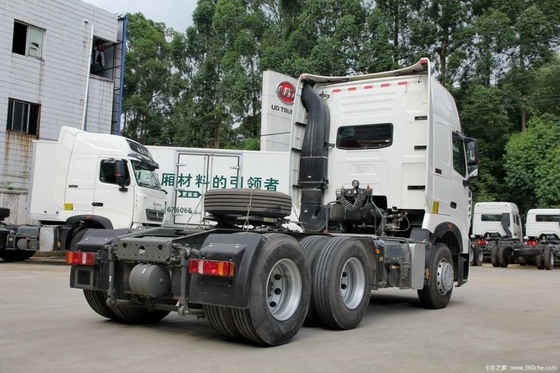 HOWO T7H Camion lourd 480 chevaux 6X4 Camion tracteur avec pneus 295/80R22.5 16PR