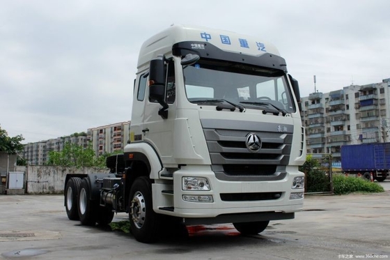 SinotruK Haohan J7G Poids lourd 4*2 6*4 Poids lourd de traction pour le couple maximal Nm 2000-2500Nm