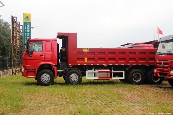 23 voitures chaudes d'occasion Sinotruk HOWO camions lourds 380 ch 8x4 7,8m camions à ordures